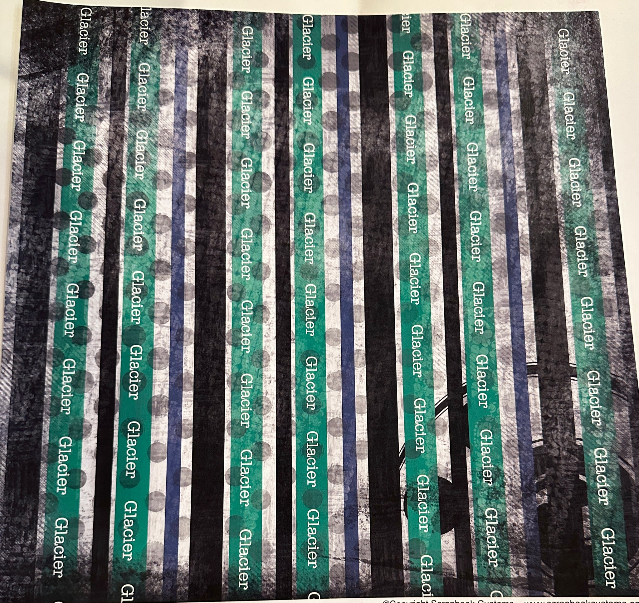 Class of Stripe Glacier Paper